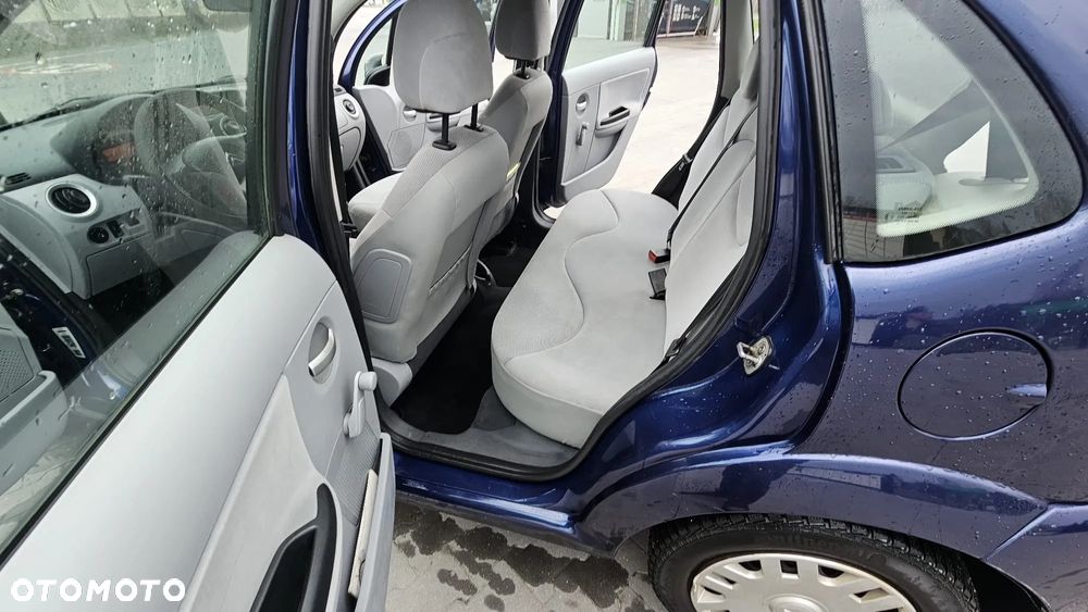 Citroën C3 1.4i 16V Impress Luxe - 23