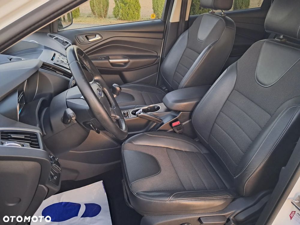 Ford Kuga 2.0 TDCi Titanium - 24