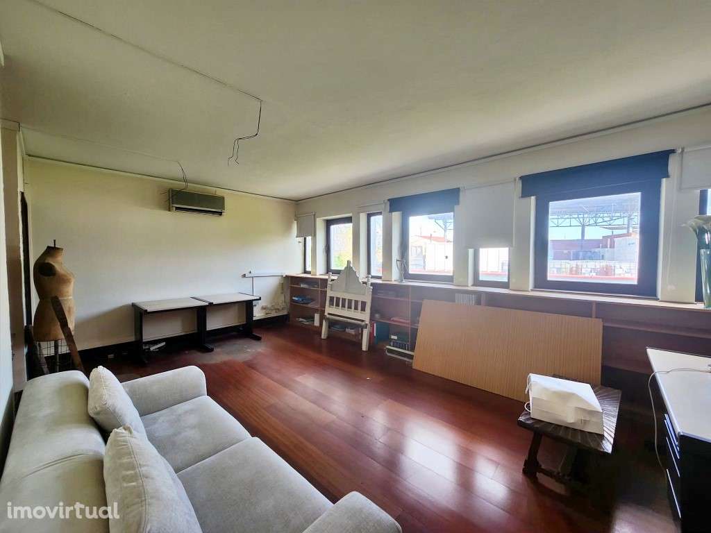 Escritório em condomínio fechado à Via Norte - Grande imagem: 4/7