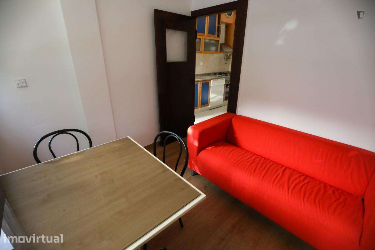 Quarto - localizado em Olaias Lisbon - Grande imagem: 5/39