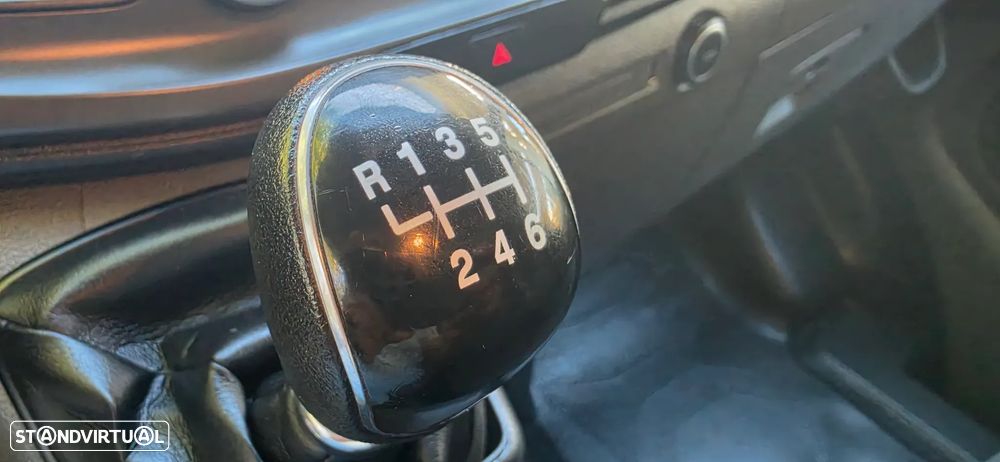 Ford Transit Custom L1H1 2.0 IVA DEDUTIVEL - 32