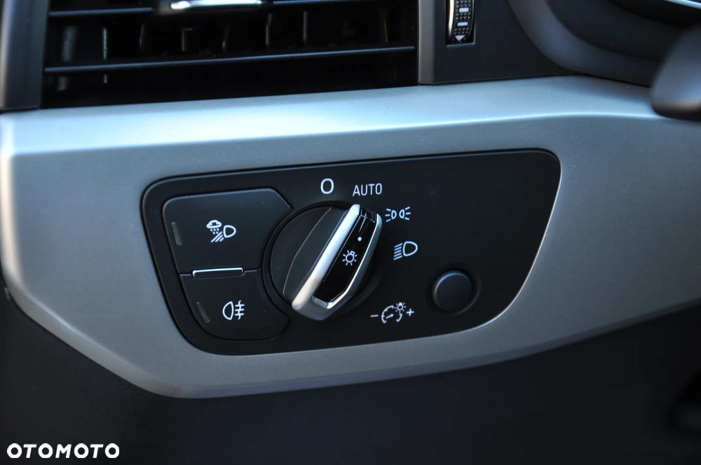 Audi A4 Avant 2.0 TDI S tronic design - 18