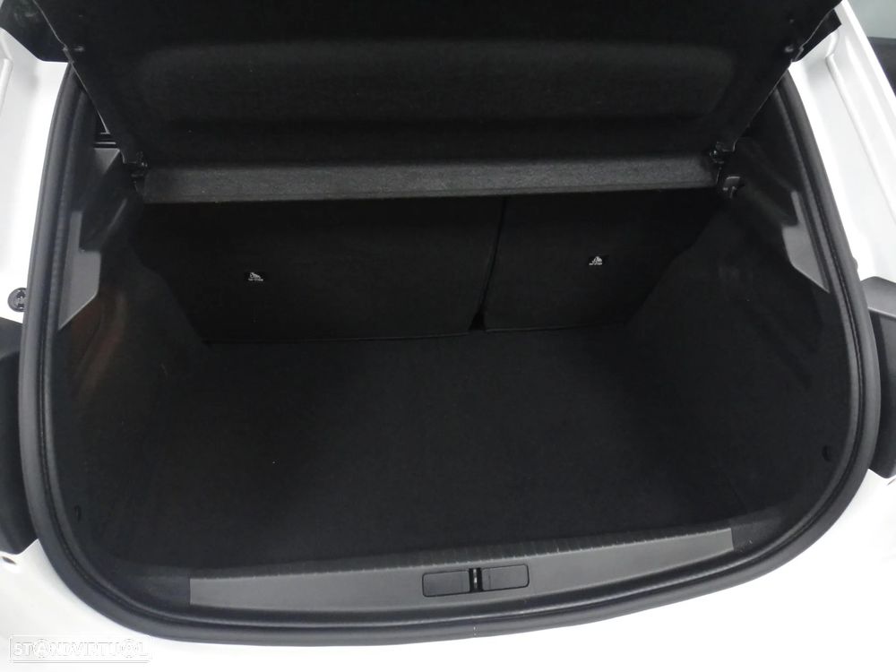 Peugeot e-208 50 kWh GT Pack - 18