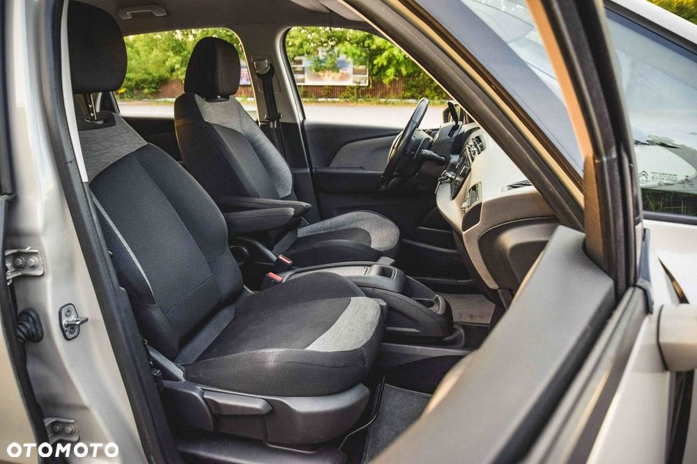 Citroën C4 SpaceTourer 1.5 BlueHDi Feel S&S EAT8 - 29