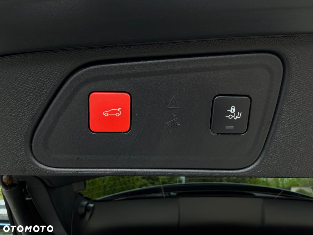 Peugeot 3008 1.5 BlueHDi GT S&S EAT8 - 20
