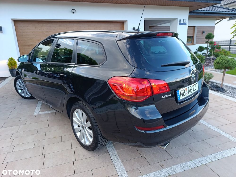 Opel Astra - 8