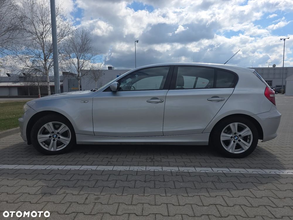 BMW Seria 1 120i Edition Sport - 5