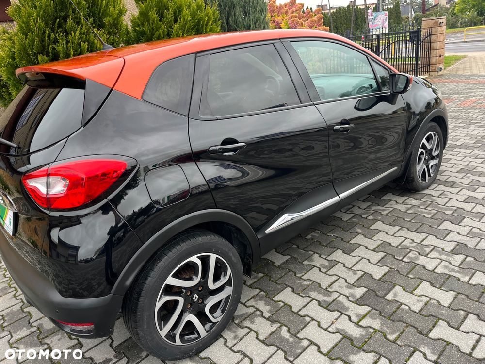 Renault Captur 1.2 TCe Helly Hansen EDC - 4