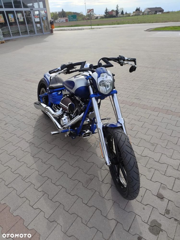 Harley-Davidson Softail Custom - 15