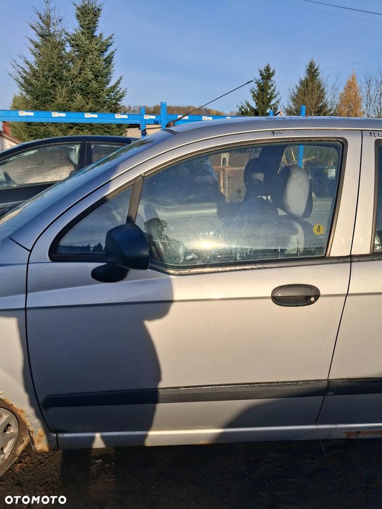 Chevrolet spark drzwi lewy przod 92U - 1