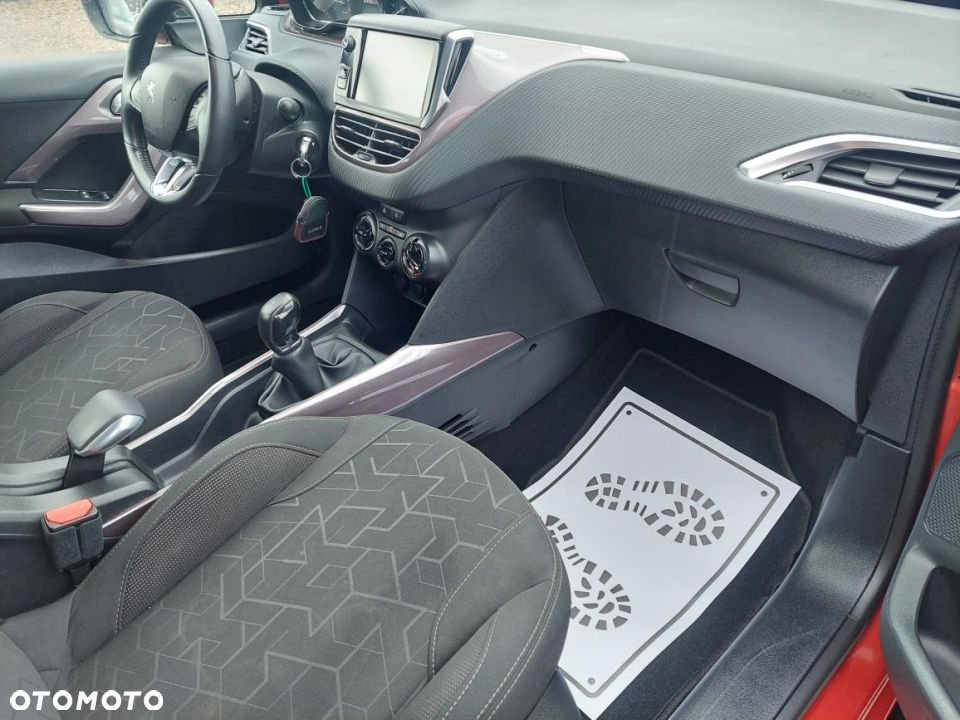 Peugeot 2008 1.6 e-HDi Active S&S - 36