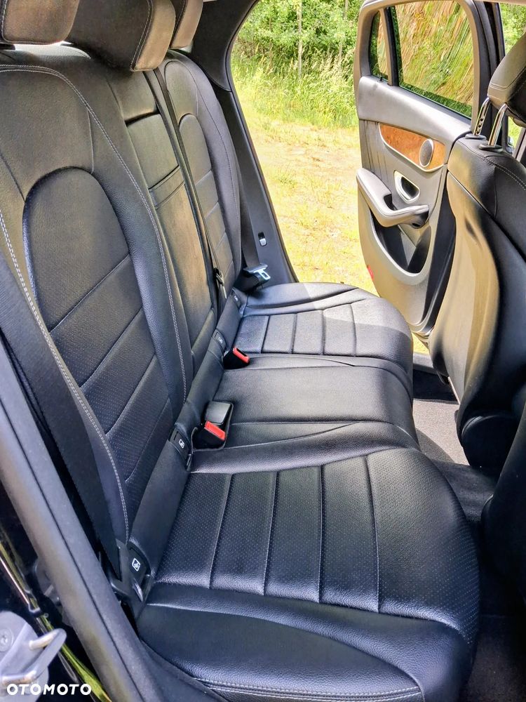 Mercedes-Benz GLC - 23