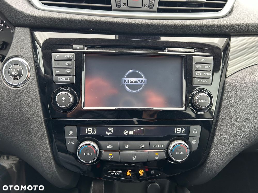 Nissan Qashqai 1.6 DIG-T N-Connecta - 9