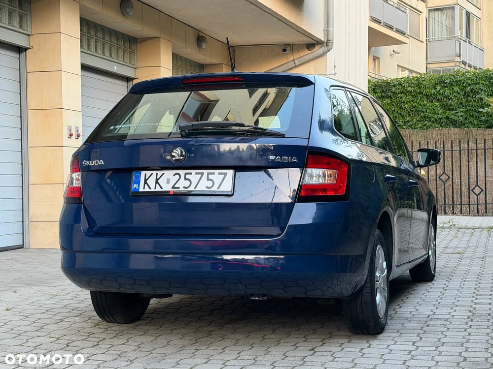 Skoda Fabia 1.2 TSI Active - 4