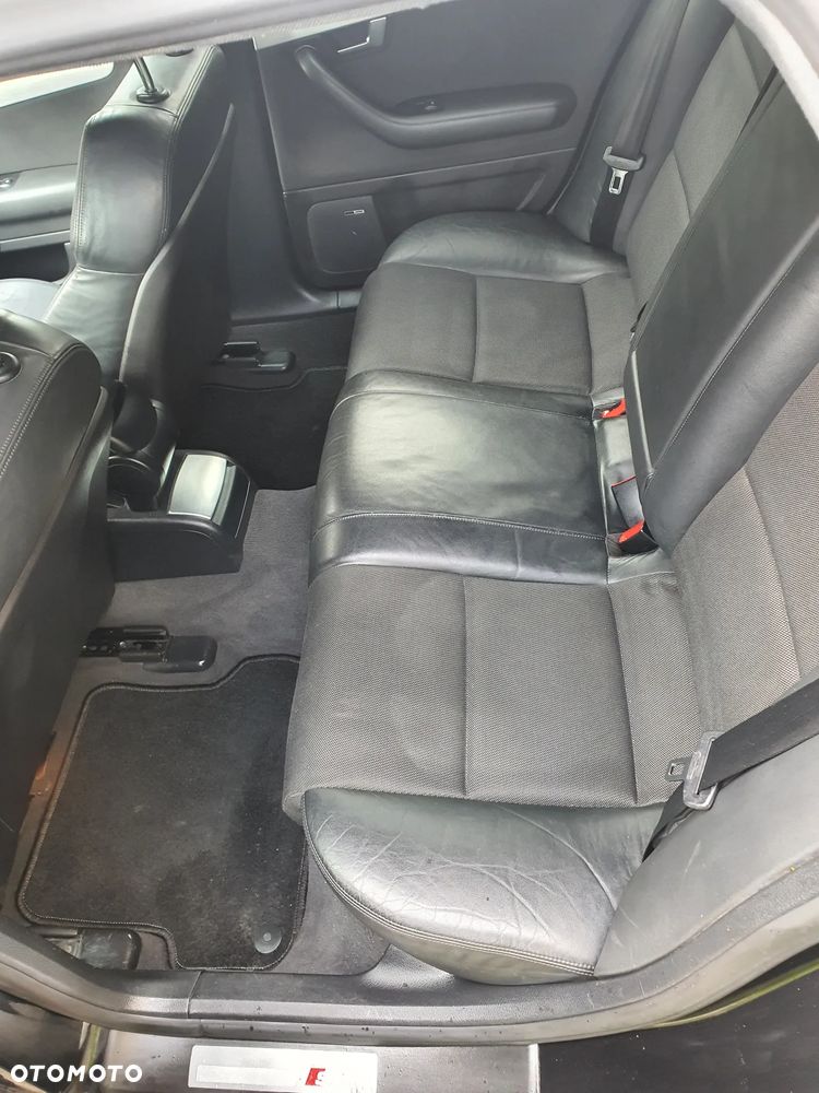 Audi A4 Avant - 17