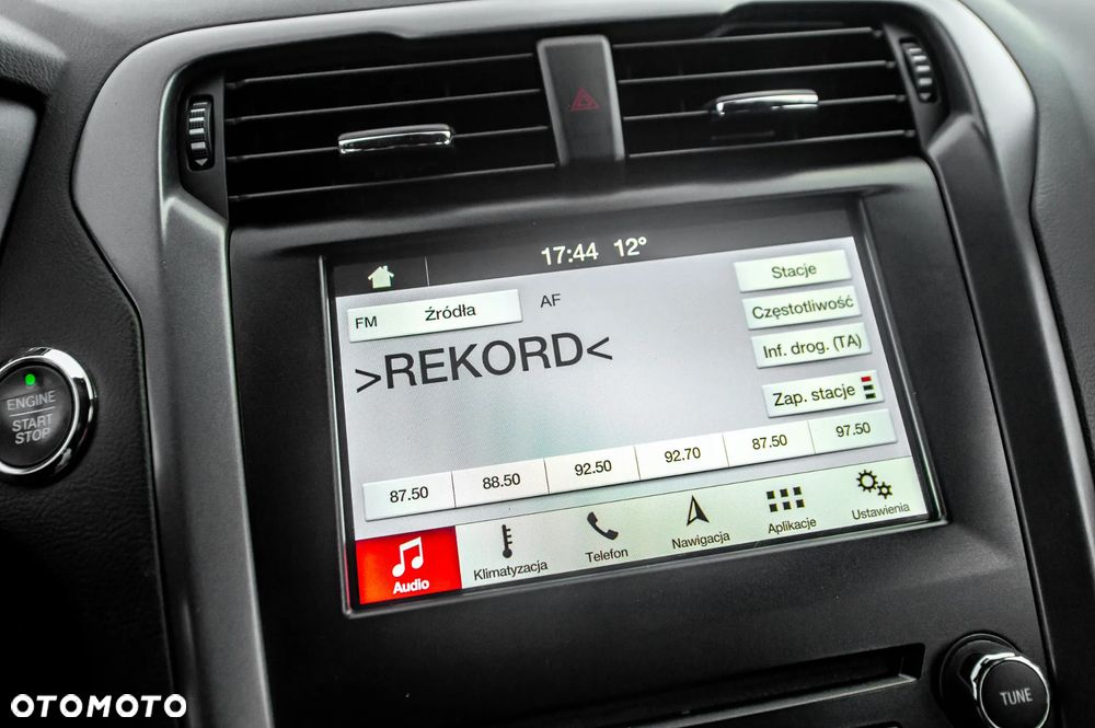 Ford Mondeo - 29