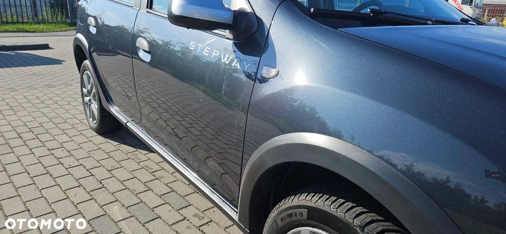 Dacia Sandero - 6