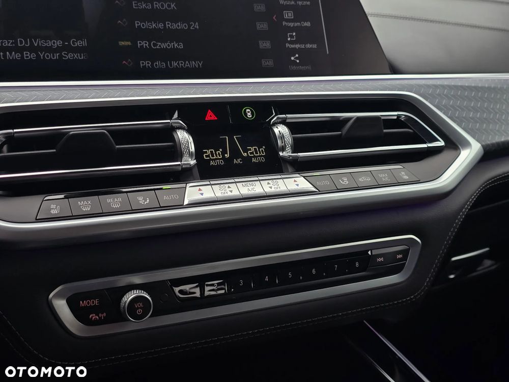 BMW X5 xDrive45e - 28