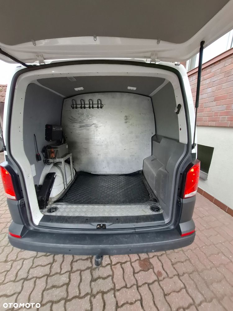 Volkswagen Transporter - 7