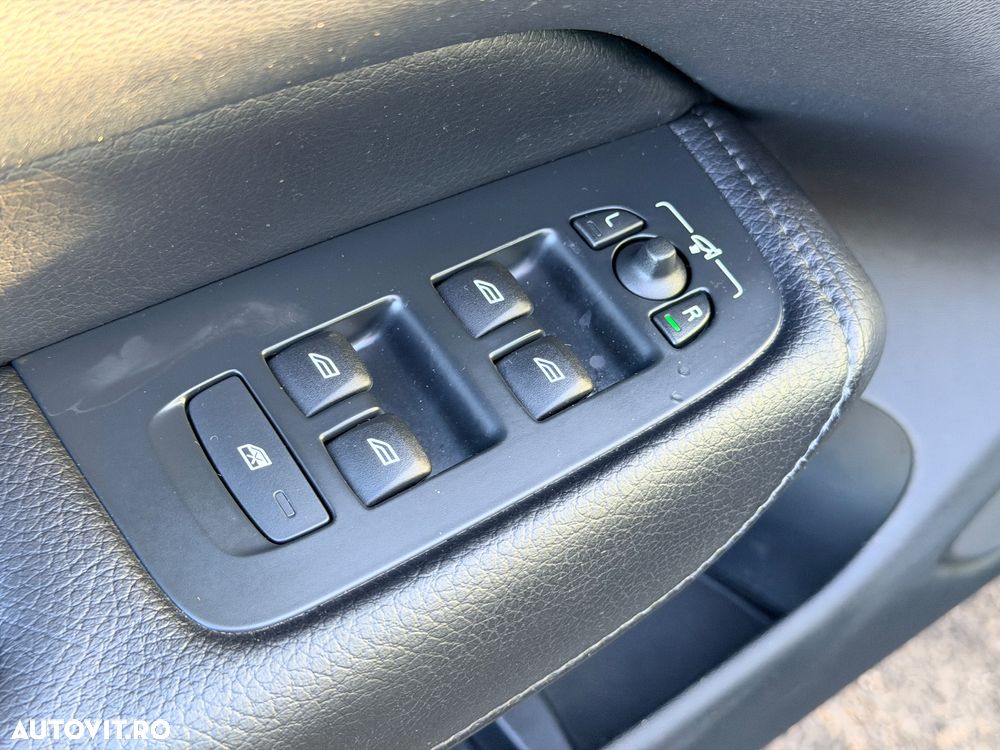 Volvo XC 60 D4 Geartronic Momentum Pro - 10