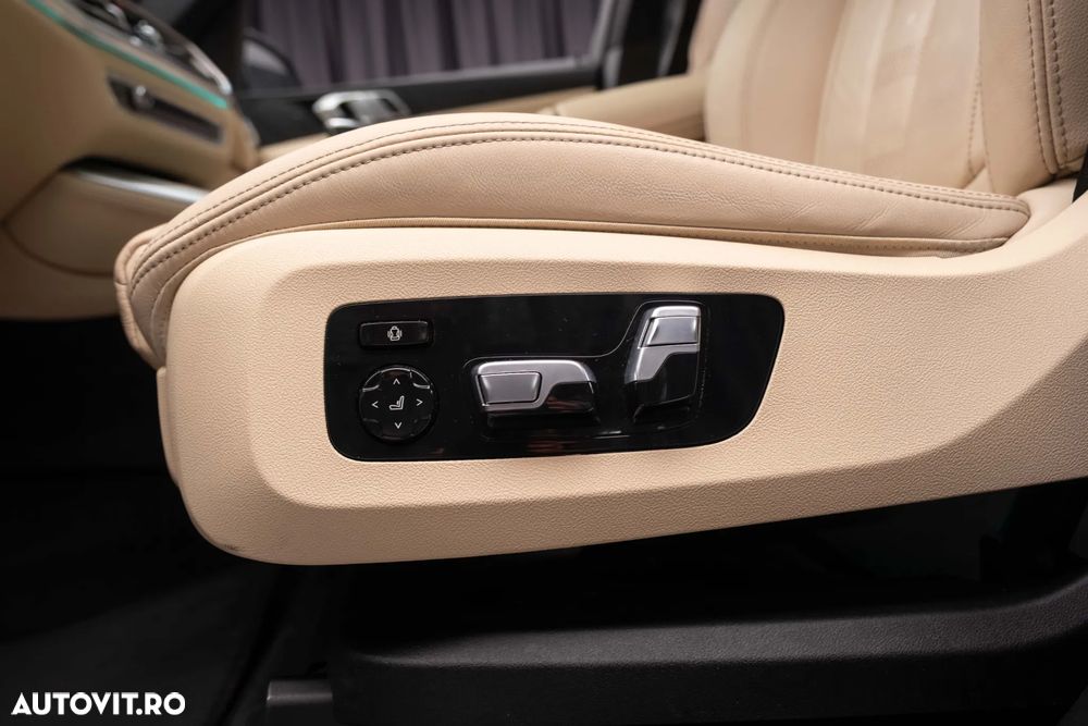 BMW X5 xDrive45e - 25
