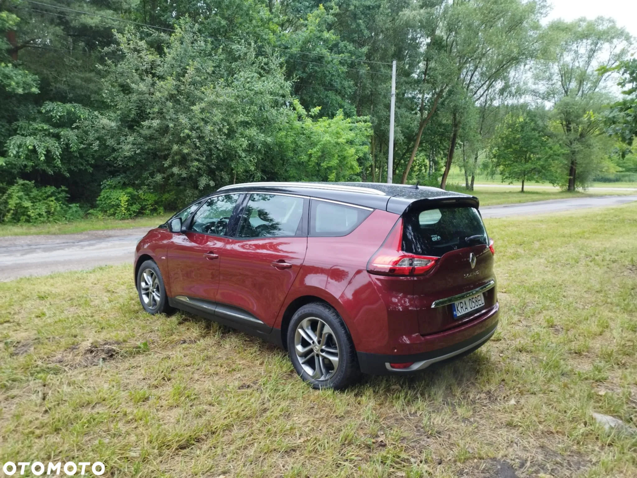 Renault Grand Scenic ENERGY TCe 130 S&S Paris - 7