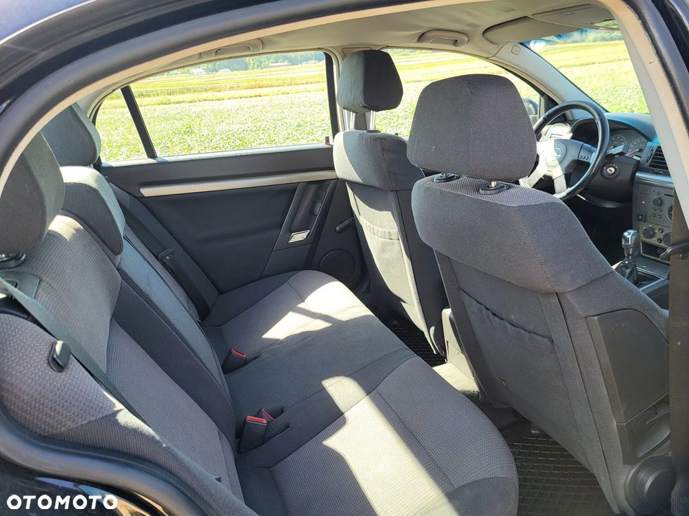 Opel Vectra 1.8 - 14