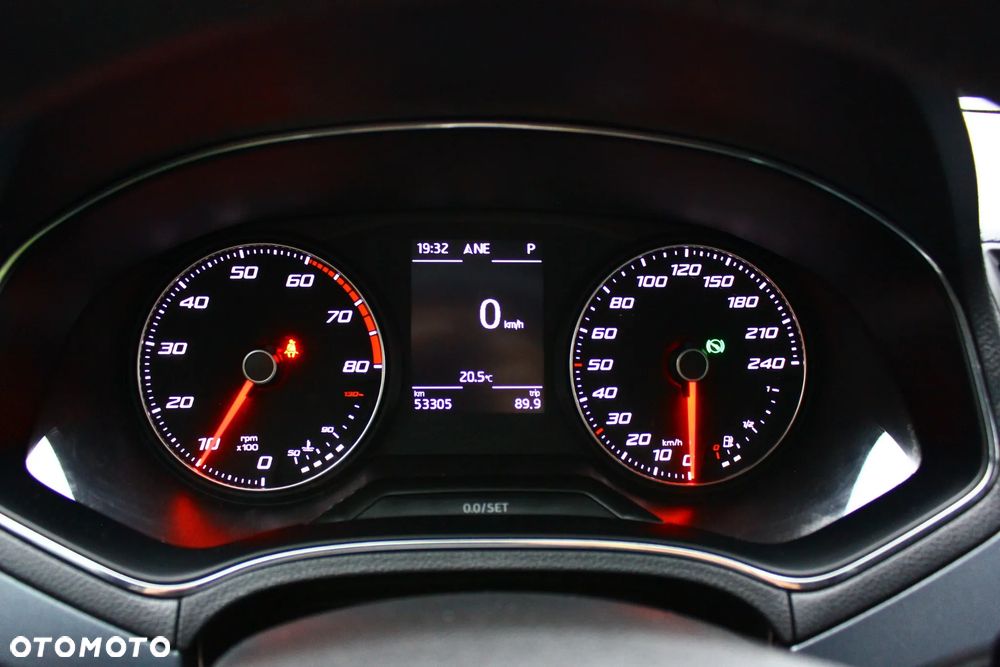 Seat Arona 1.0 Eco TSI DSG XCELLENCE - 33