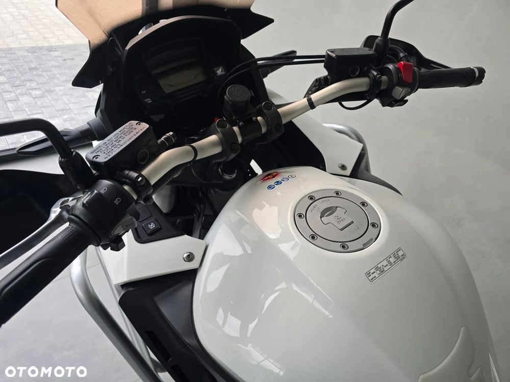 Honda VFR - 21