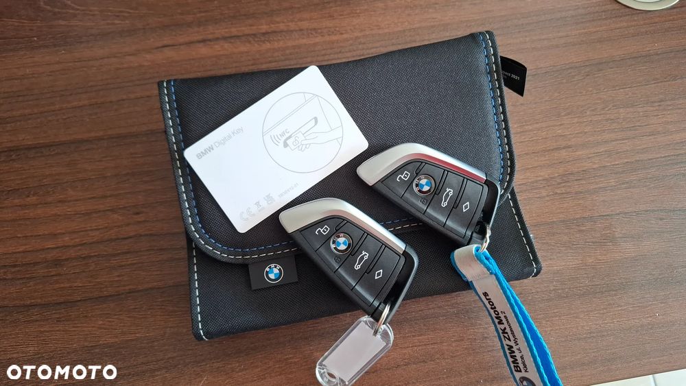 BMW Seria 3 320d xDrive mHEV M Sport - 40