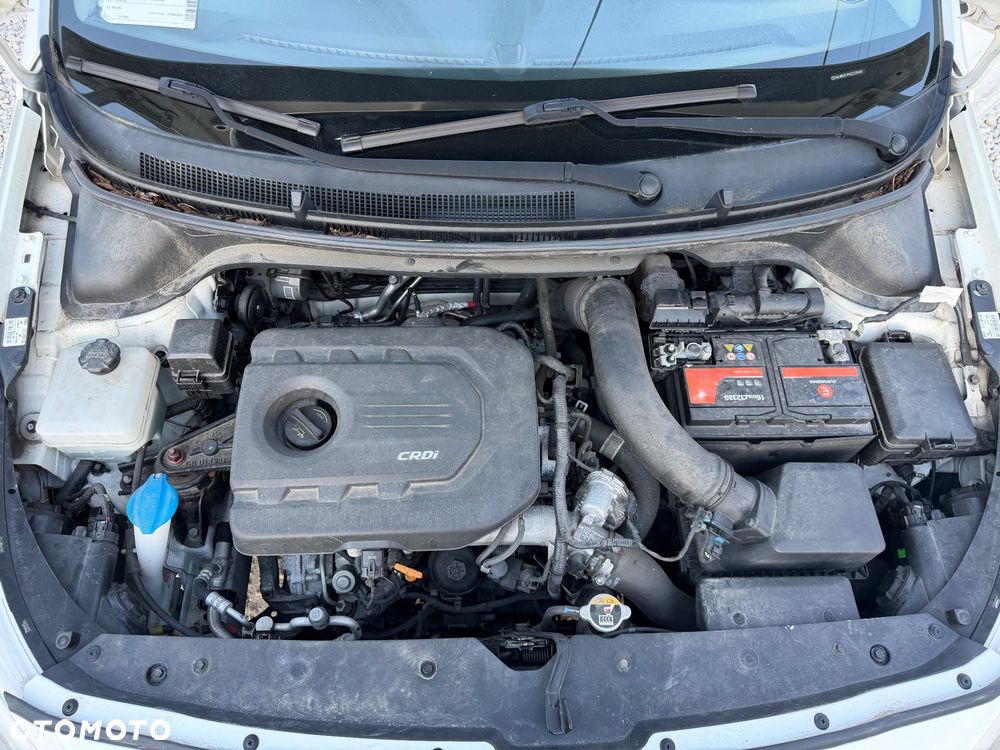 Hyundai i20 1.1 CRDi BlueDrive Elegant - 17