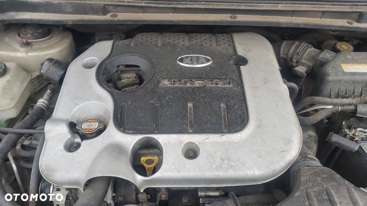 KIA CARENS III 2,0 CRDI 140KM pompa wtryskowa - 1