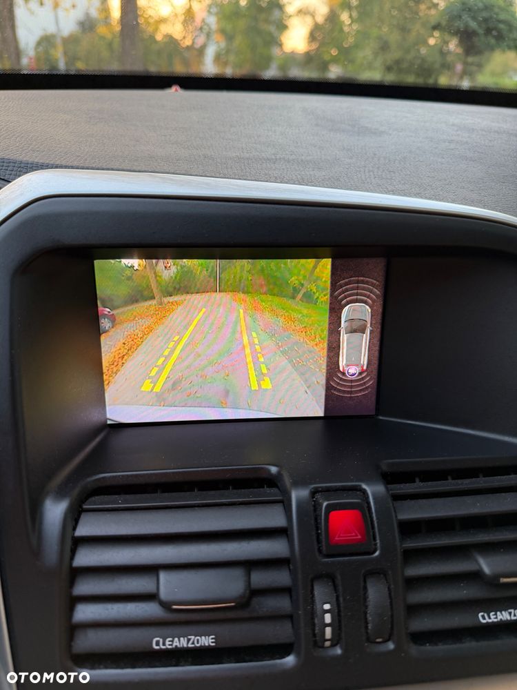 Volvo XC 60 - 23
