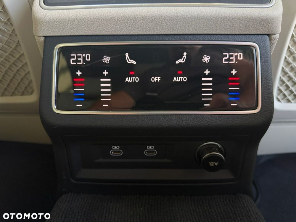 Audi A6 Avant - 30