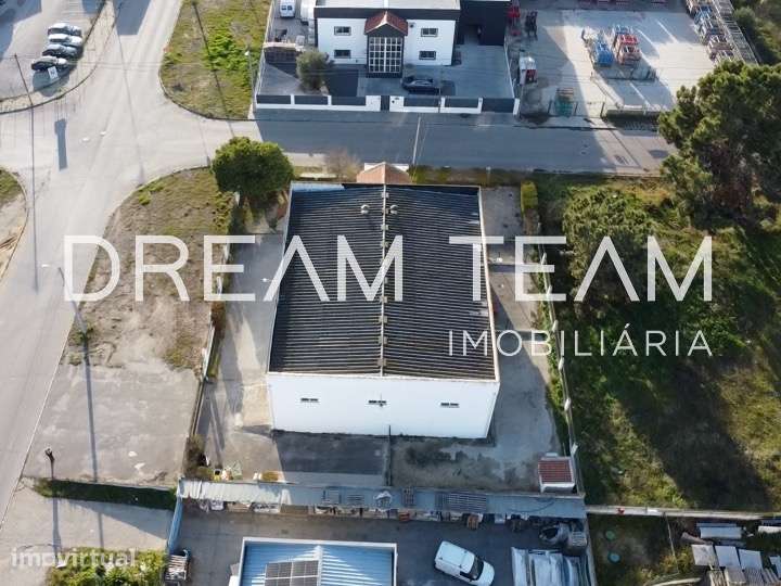 Armazém com escritório no Vale do Alecrim -  Pinhal Novo - Grande imagem: 3/33