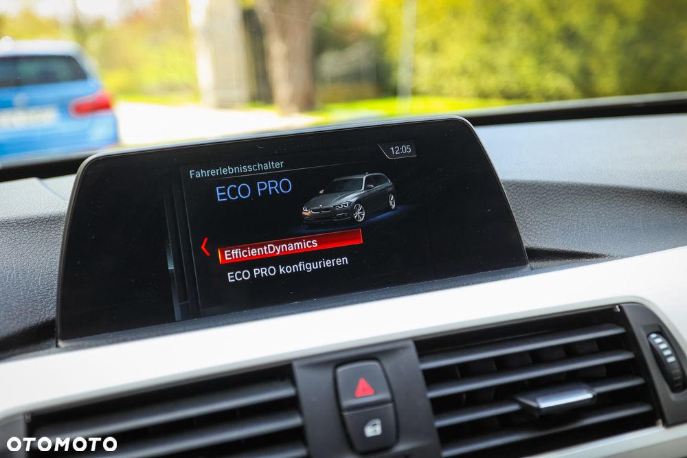 BMW Seria 3 318d Edition Luxury Line Purity - 37