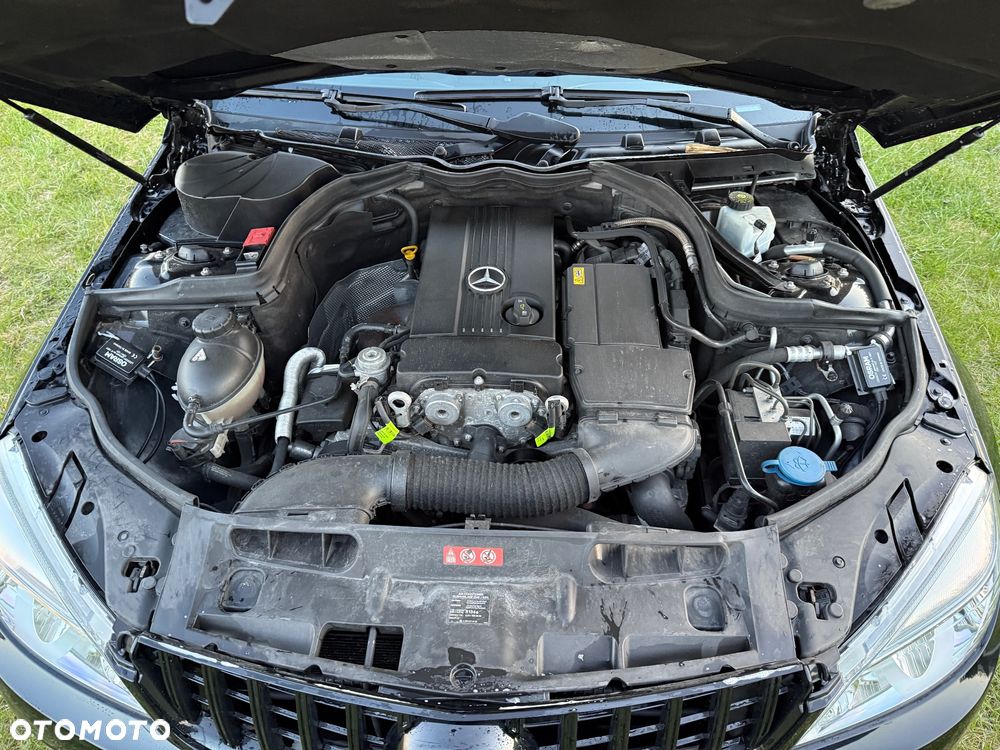 Mercedes-Benz Klasa C 180 Kompressor BlueEFFICIENCY Avantgarde - 18