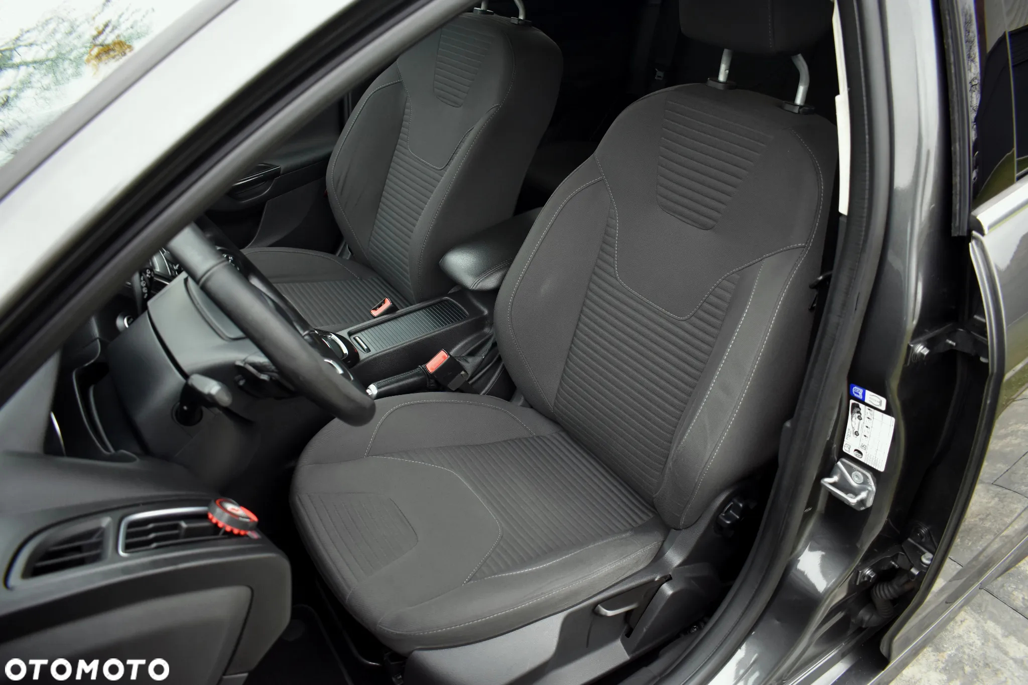 Ford Focus 2.0 EcoBlue ST-Line - 26