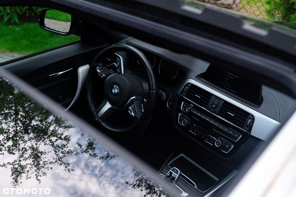 BMW Seria 2 225d M Sport - 2