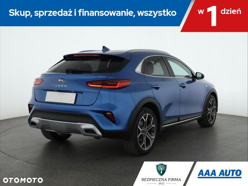 Kia XCeed - 6