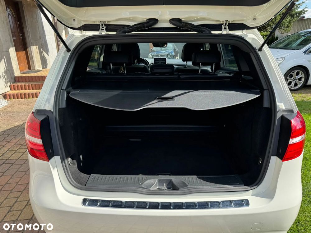 Mercedes-Benz Klasa B 250 4Matic 7G-DCT UrbanStyle Edition - 18