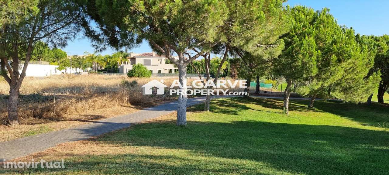 VILAMOURA, Algarve, Portugal - Terreno com projecto aprovado - Grande imagem: 5/10