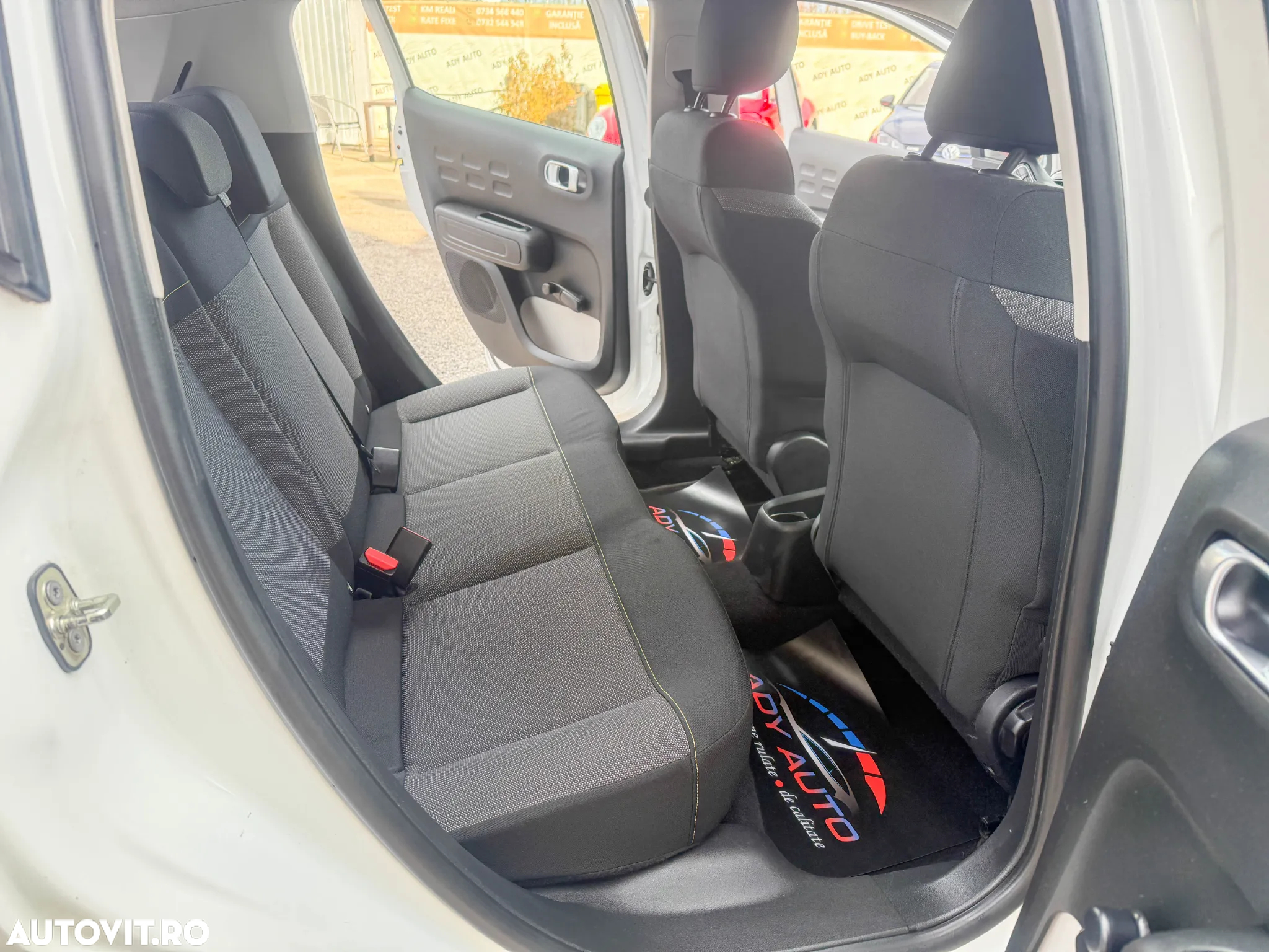 Citroën C3 1.2 PureTech BVM Shine - 15