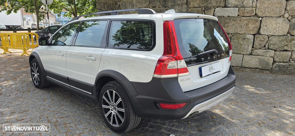 Volvo XC 70 2.0 D4 Momentum Geartronic - 8