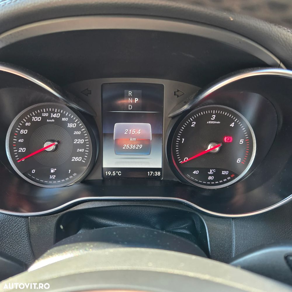 Mercedes-Benz GLC 250 d 4MATIC 9G-TRONIC - 9