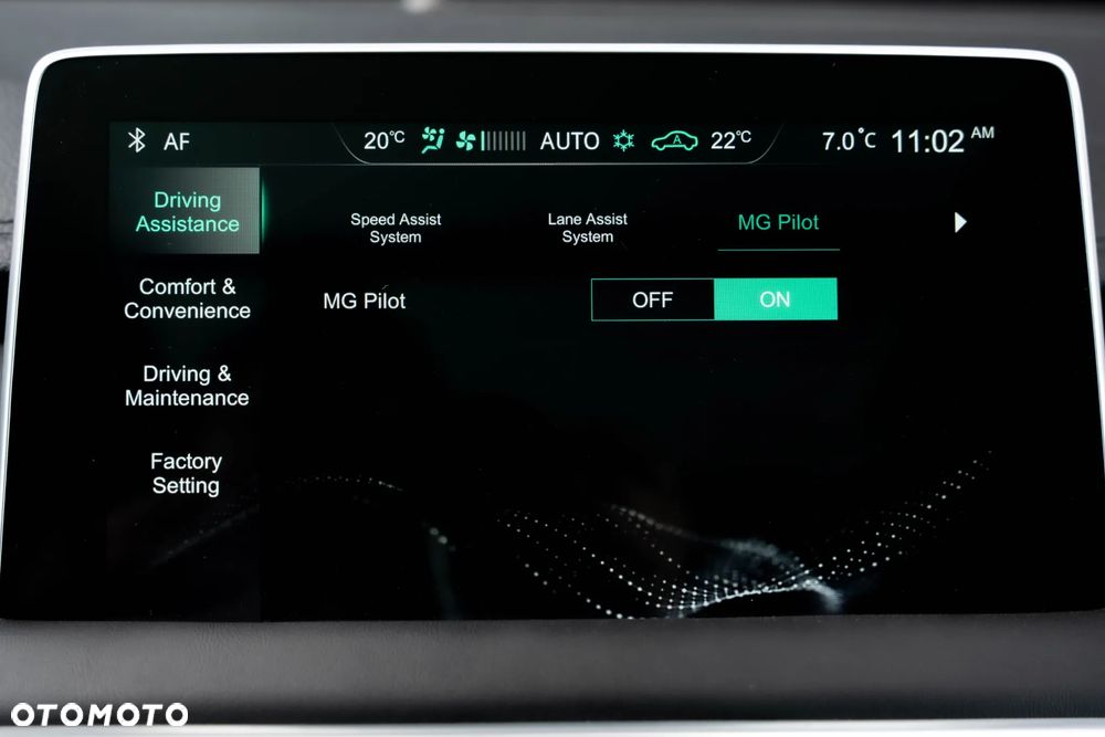 MG EHS Luxury - 27