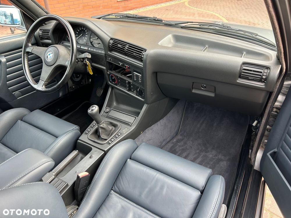BMW Seria 3 320i - 19