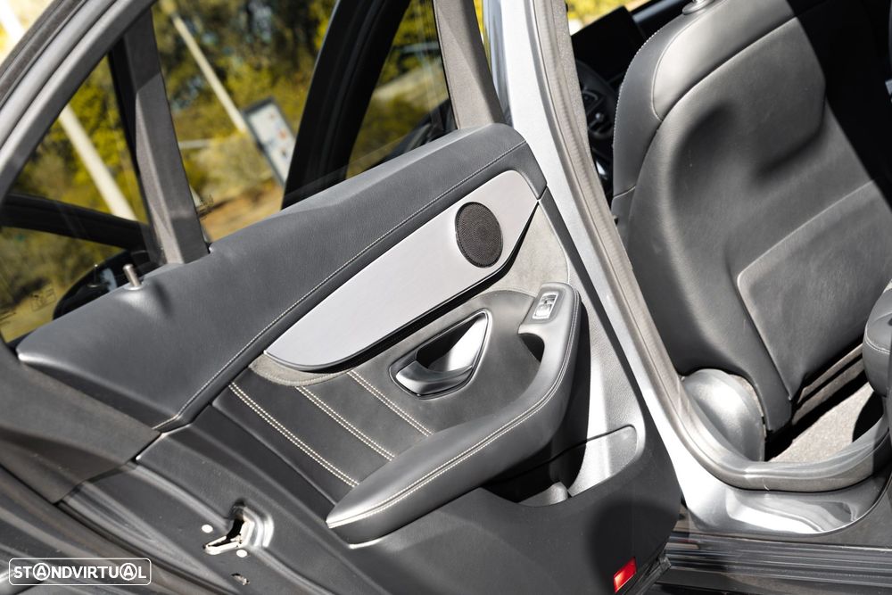 Mercedes-Benz C 63 AMG S - 28