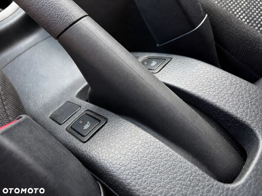 Suzuki SX4 1.6 GS/Premium - 13