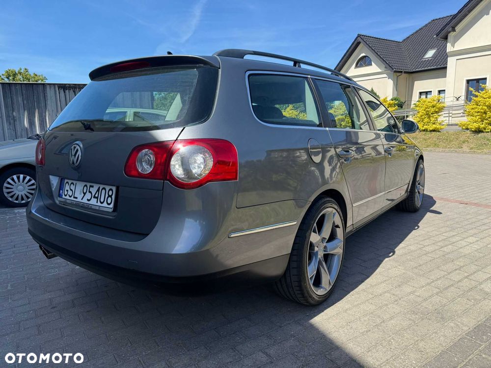 Volkswagen Passat - 4
